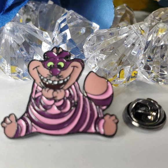 Cheshire Disney Themed Hard Enamel Pin, New - Picture 2 of 4